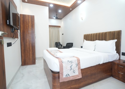 Ideal For Close Family