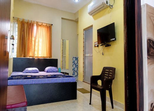 Double Bed Classic Room, Hotel K2 Chakradharpur — image 2