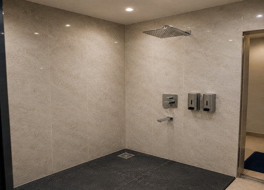 <p>Relax in this well-appointed air-conditioned room with comfortable furnishings, suitable for guests looking for extra comfort during their stay.</p>