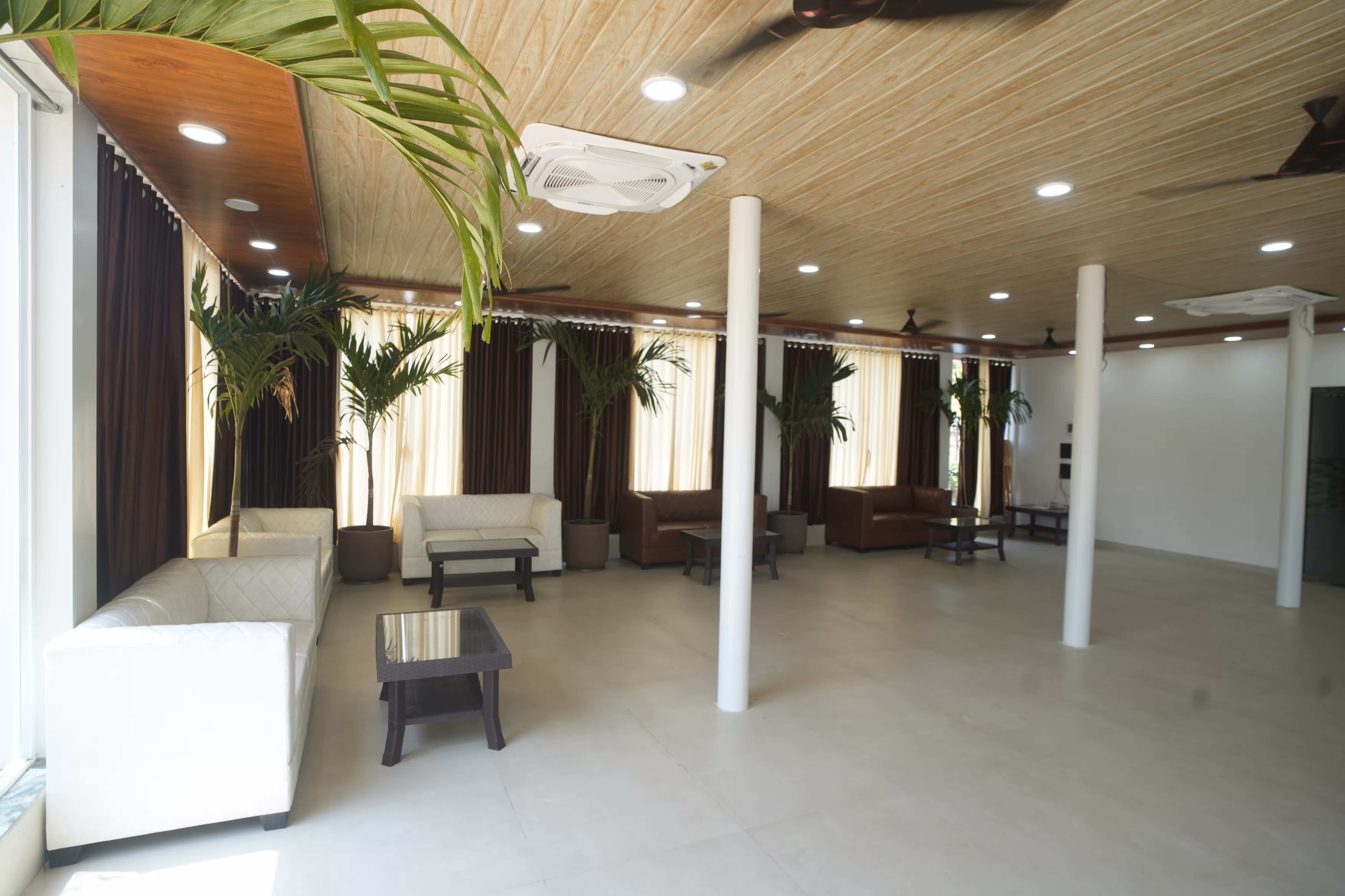 Accommodation that keeps wedding guests together in one estate