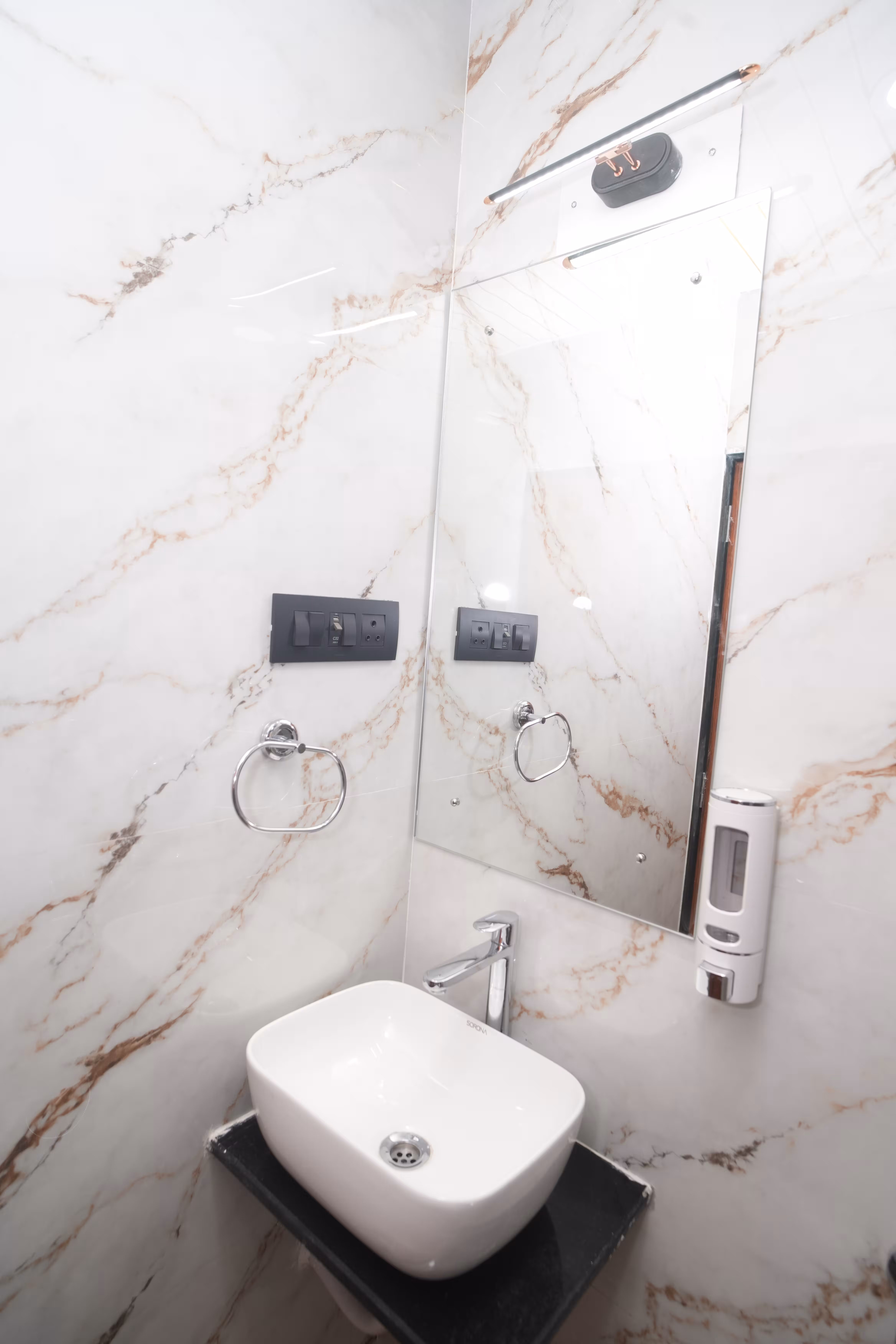 Standard Room gallery 7